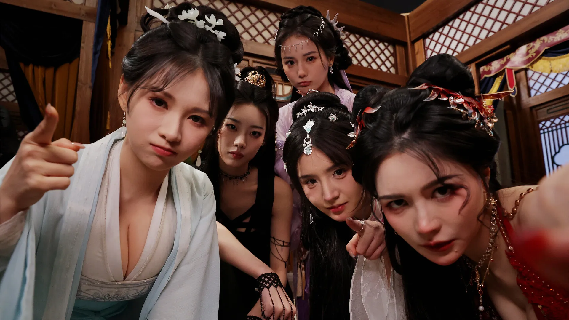 《美女，请别影响我成仙全球版》中文版mc69.cn - 副业项目分享,互联网学习资源,考公考研资料,虚拟资料与创业思路天璇笔记网